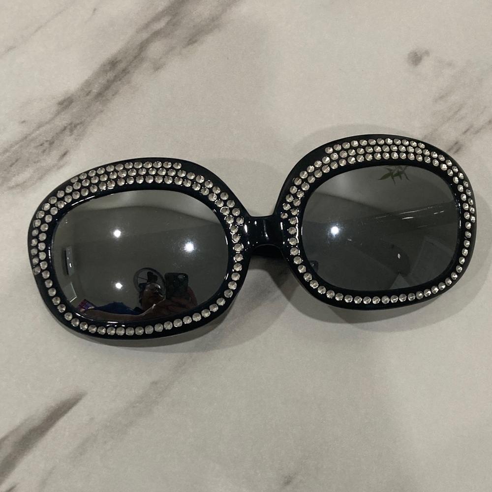 Rhinestone-Embellished Black Oversized Women's Sunglasses